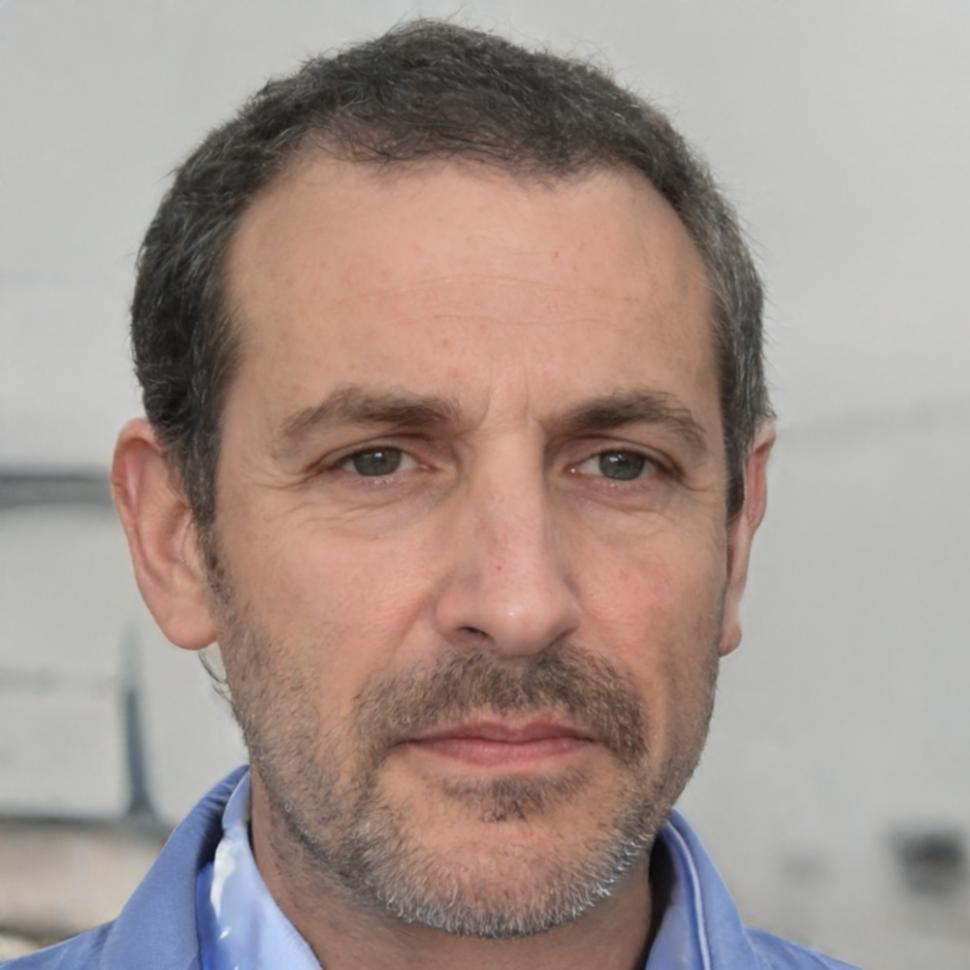 Instructor Miguel Torres